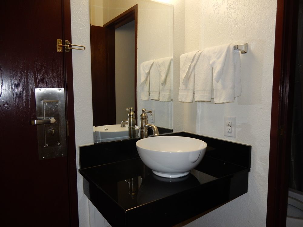 Ashley Inn Ponca City Εξωτερικό φωτογραφία