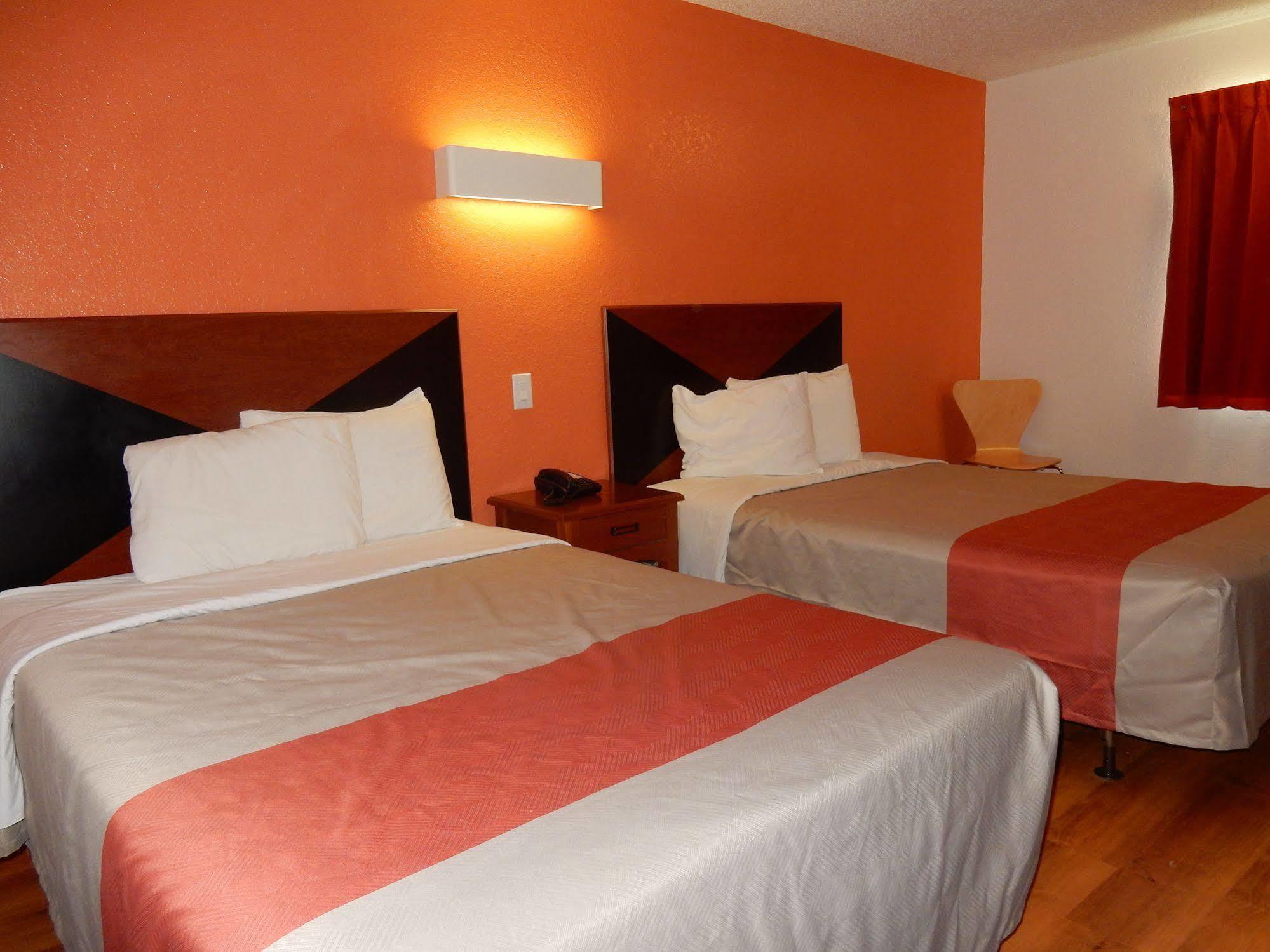 Ashley Inn Ponca City Εξωτερικό φωτογραφία